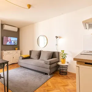 pula-city-accomodation.pula-hotels.org/